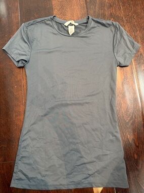 H&M Short Sleeve Tee in Slate Gray